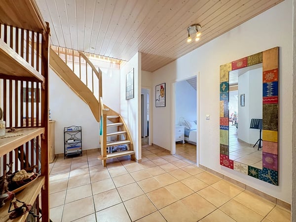 Magnifique 4,5 pcs en attique avec mezzanine + garage-box 8
