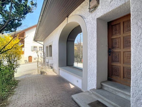 Appartement de charme avec terrasse privative de 25 m² 1