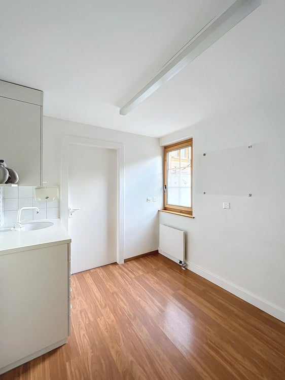 Espace commercial spacieux à Villars-sur-Ollon, Suisse 7