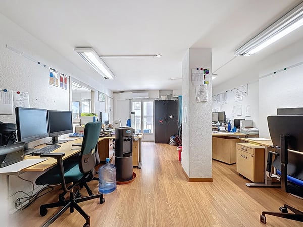 Bureaux spacieux et lumineux au coeur de Monthey 3