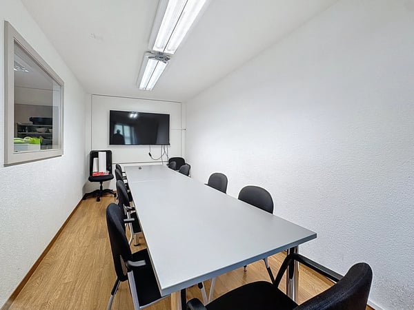 Bureaux spacieux et lumineux au coeur de Monthey 11