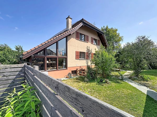 Villa individuelle dans un quartier résidentiel de Collombey 1