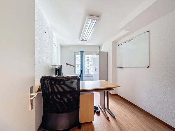 Bureaux spacieux et lumineux au coeur de Monthey 6