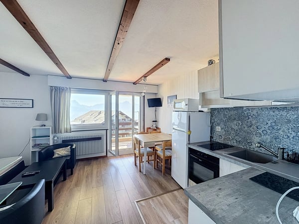 Torgon, 3.5 pièces meublé avec balcon, ouvert à la résidence secondaire et aux étrangers 3
