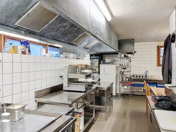 Bar/restaurant au coeur de Grimentz 9