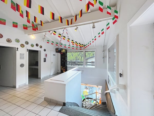 Bar/restaurant au coeur de Grimentz 11