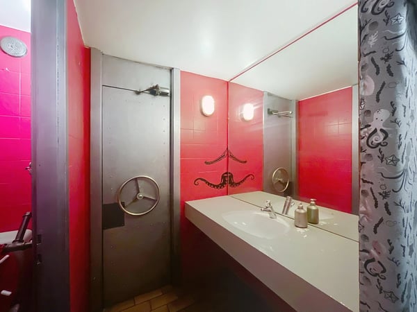 Local commercial - restaurant bénéficiant d'une magnifique situation 10