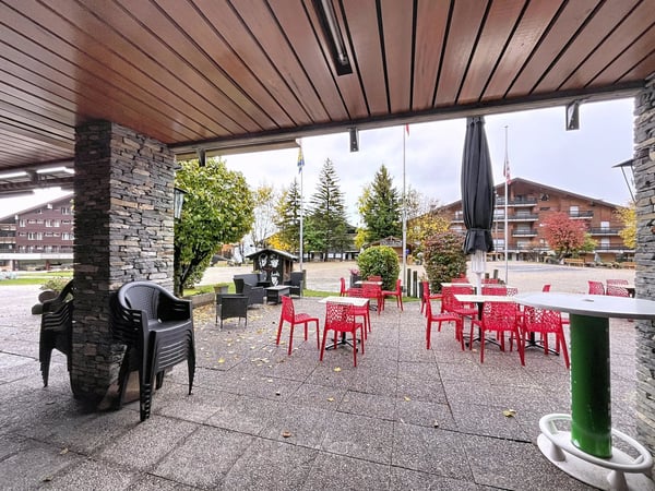 Local commercial - restaurant bénéficiant d'une magnifique situation 9