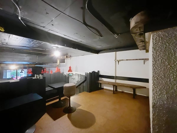 Local commercial - restaurant bénéficiant d'une magnifique situation 5