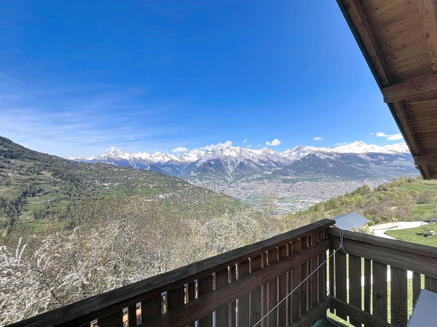 Immobilie in Clèbes - Appartement de 4 1/2 pièces bénéficiant d'une magnifique vue - Bild 12