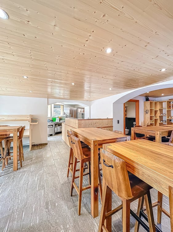 Restaurant authentique avec appartement inclus 1