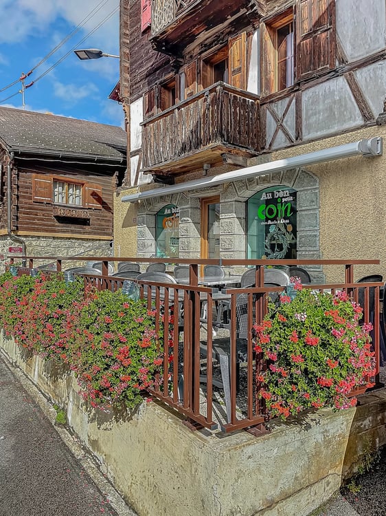 Restaurant authentique avec appartement inclus 8