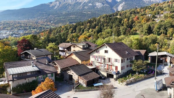 Immeuble à rénover avec fort potentiel 1