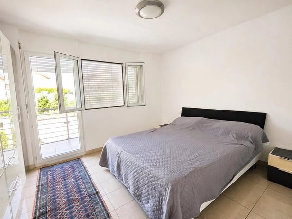 Spacieuse villa individuelle avec grand jardin à Sierre 11