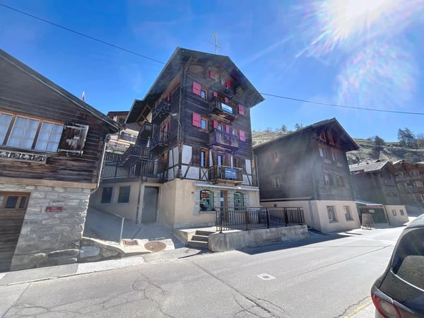 Charmant restaurant rénové dans un village authentique 6