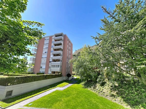 Bel appartement traversant de 4,5 pièces dans le quartier de Vissigen à Sion 1