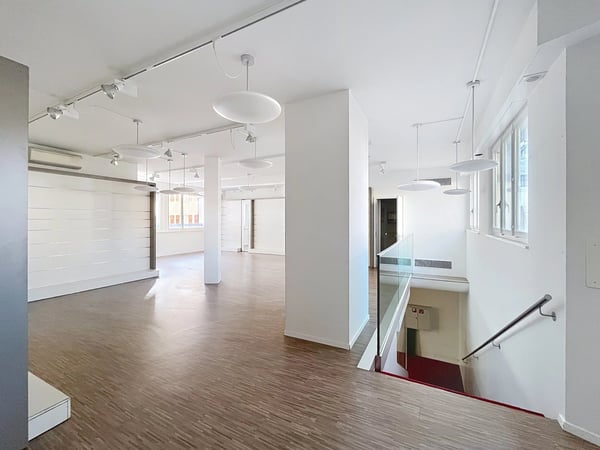 Local commercial au centre de Sion - Grandes surfaces modulables 6