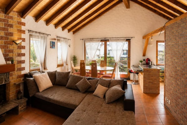Appartement de caractère de 5,5 pièces avec beaux volumes 1