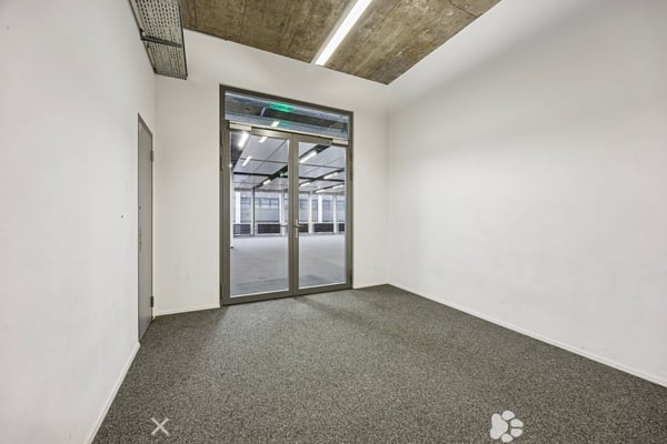 Bürofläche 1’500 m² mit 218 m² Lager, im Herzen von Biel 4