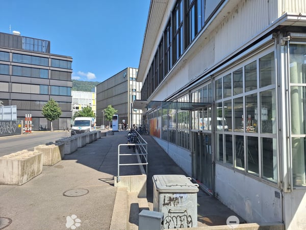 Attraktive Gewerbefläche an bester Lage in Biel 2