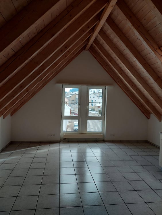 2.5 Zimmerwohnung direkt über dem Coop 3