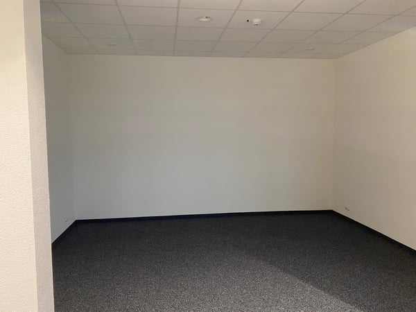 attraktive, moderne Büroräumlichkeiten in Hinwil zu vermieten 13
