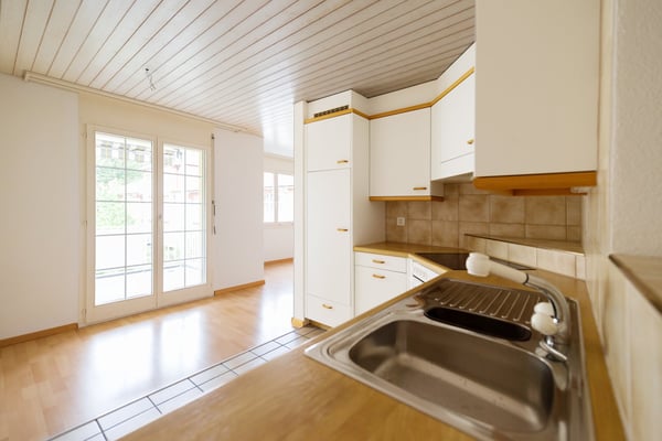 St. Gallen-westliches Zentrum - hübsche Wohnung mit sonnigem West-Balkon 1