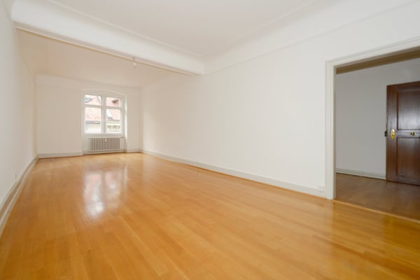 Charmantes 1-Zimmer-Büro in der Altstadt von St. Gallen 1