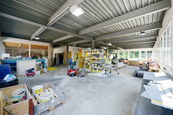 Attraktive Gewerbeliegenschaft zur Umnutzung (Wohnen) 2