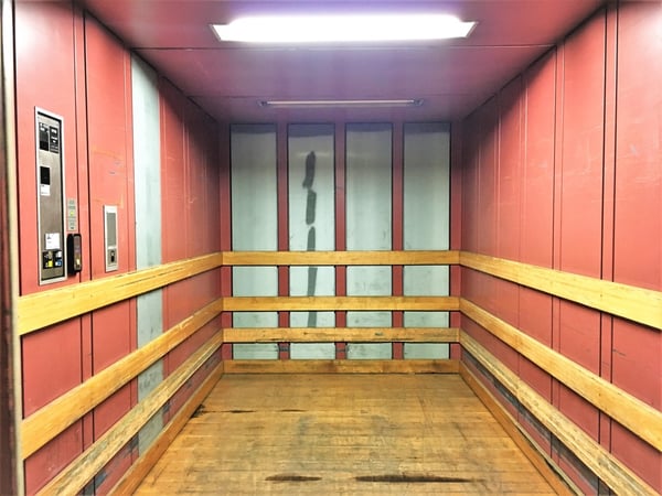 Bureau de 390m2 - Proche centre ville et autoroute de Neuchâtel 4