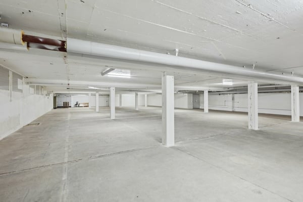 Grosszügige Lagerfläche direkt in Bahnhofsnähe! 2