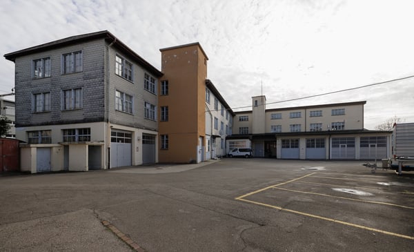 Grosszügige Lagerfläche direkt in Bahnhofsnähe! 9