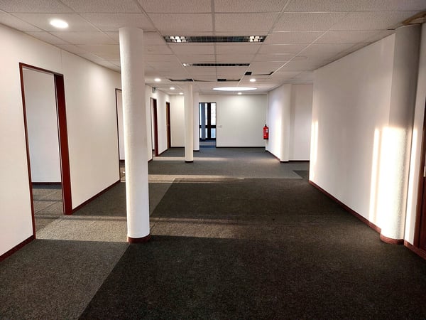 Bureau/atelier dès 15 m2 avec monte-charge - Bail flexible 3