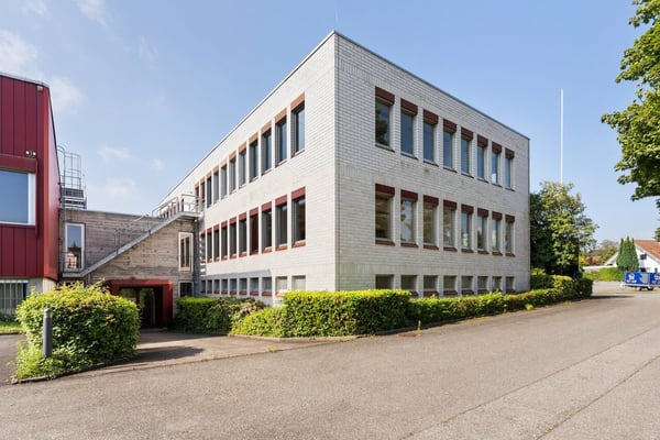 Hier entstehen Erfolge: 560 m² mit vielfältigen Nutzungmöglichkeiten! 3