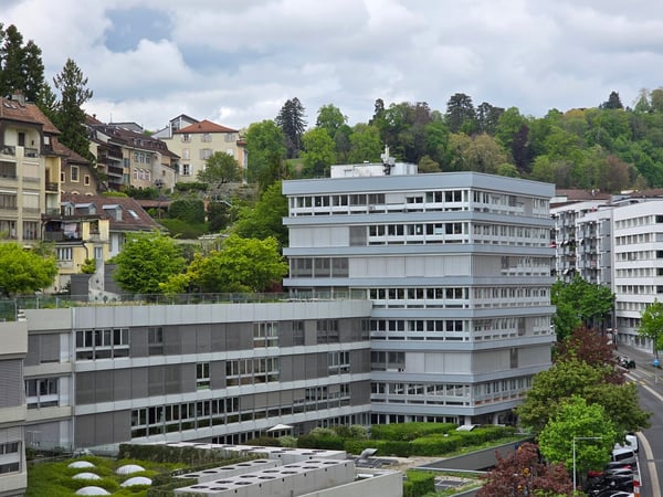 Bureau rénové de 75m2 - Centre-ville de Lausanne 1