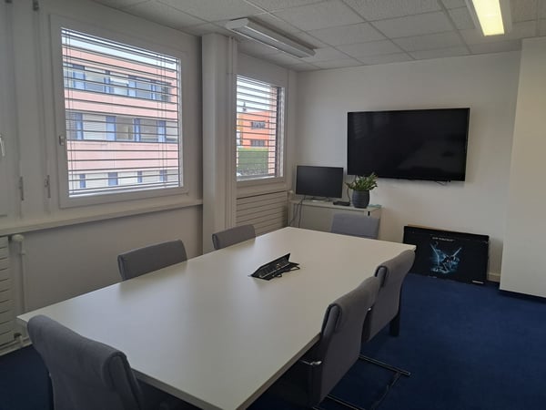 Bureau lumineux de 180m2 - offre spéciale ! 2 premiers loyers offerts 5