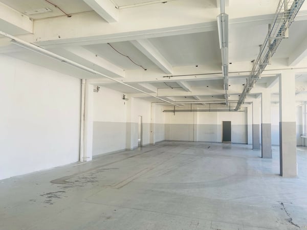 Atelier mixte - 3'596m2 au 3ème étage - gratuité de loyer 6