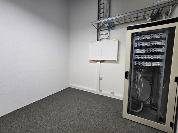 800m2 - Bureau à proximité du centre de Neuchâtel 7