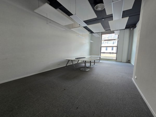 800m2 - Bureau à proximité du centre de Neuchâtel 5