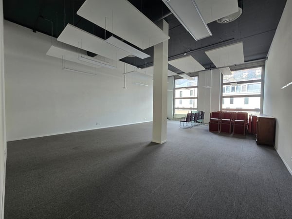 800m2 - Bureau à proximité du centre de Neuchâtel 3