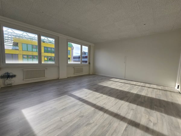 Surface commerciale/bureau de 8 m² à louer - 2e étage 5