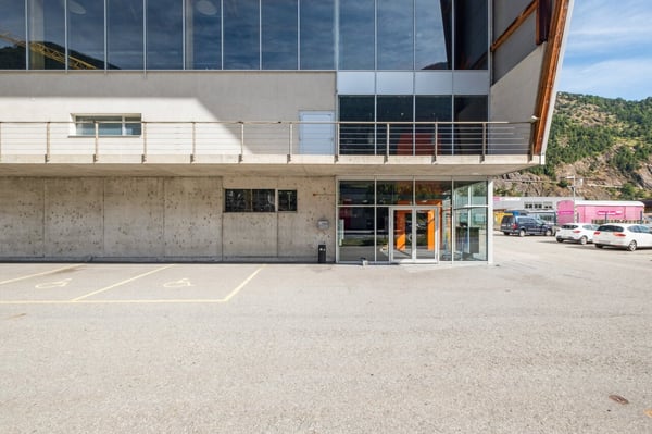 Grande surface de loisirs à louer - 4'601 m2 à Brig/Gamsen 4