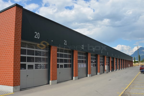 Streetbox double de 140m2 très bien situé à vendre ! 1