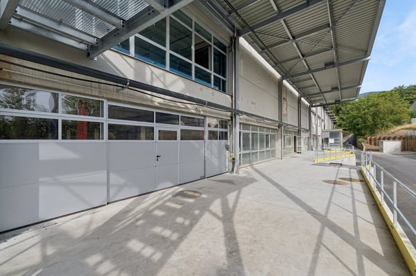 Dépôt de 1000 m² à louer - Onnens 6