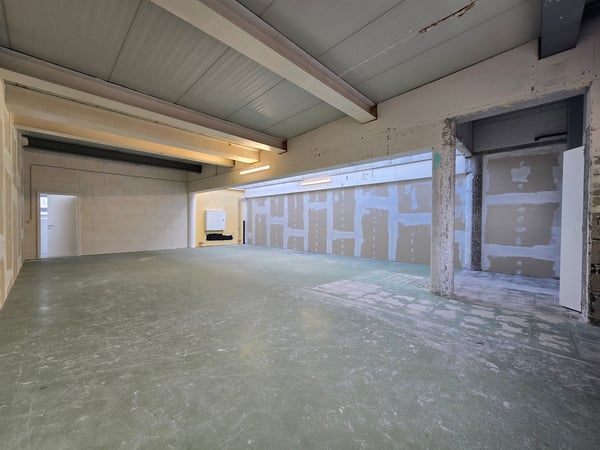 Excellente situation - Atelier / dépôt - 20m² - Crissier 4