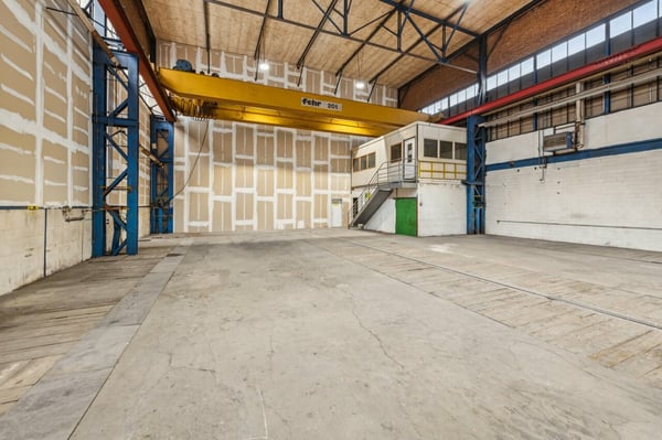 Grosszügige Industriehalle mit vielseitigen Nutzungsmöglichkeiten 3
