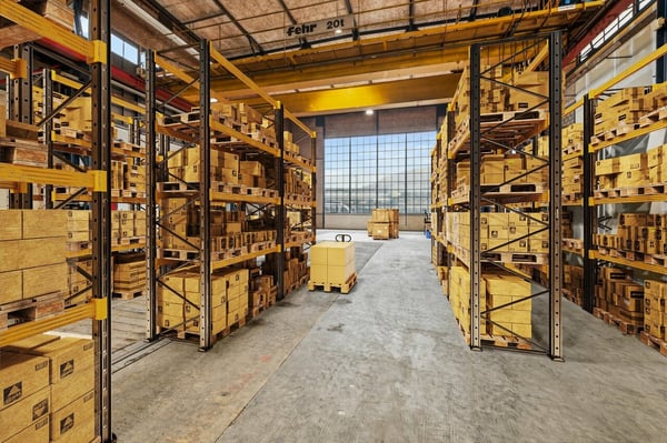 Grosszügige Industriehalle mit vielseitigen Nutzungsmöglichkeiten 9