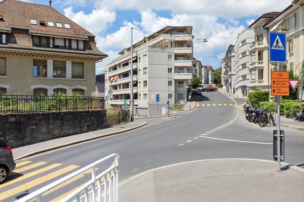 Surface artisanale / showroom de 180.5 m² à louer - Lausanne 2