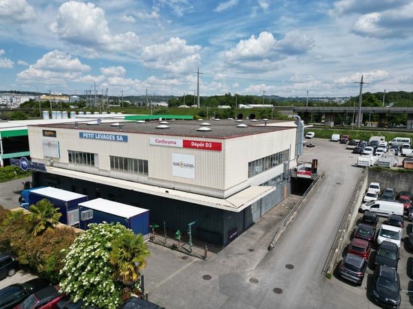 Local commercial - Fort potentiel - Bon emplacement avec visibilité 1