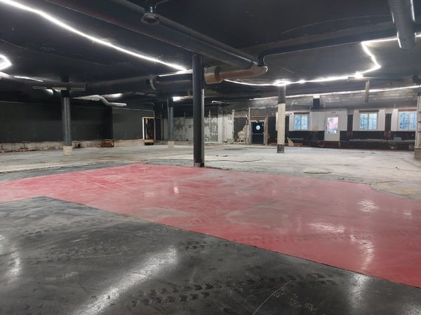 Dès 650 m2 - Fort potentiel - Bon emplacement avec visibilité 3